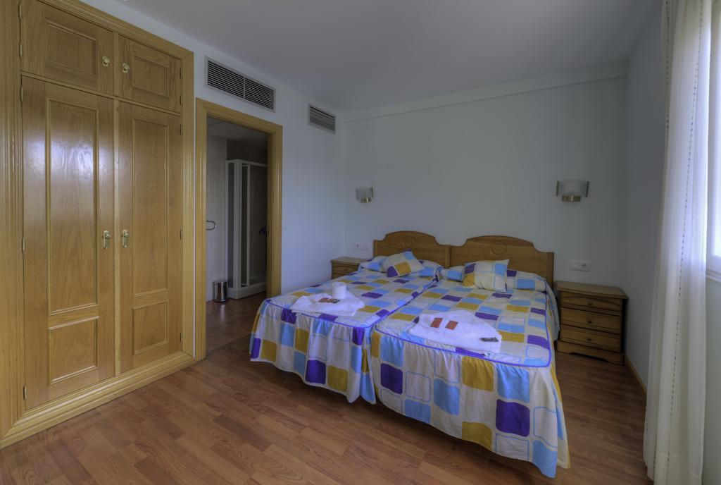 Hostal Restaurante La Pineda El Barco de Ávila Zimmer foto